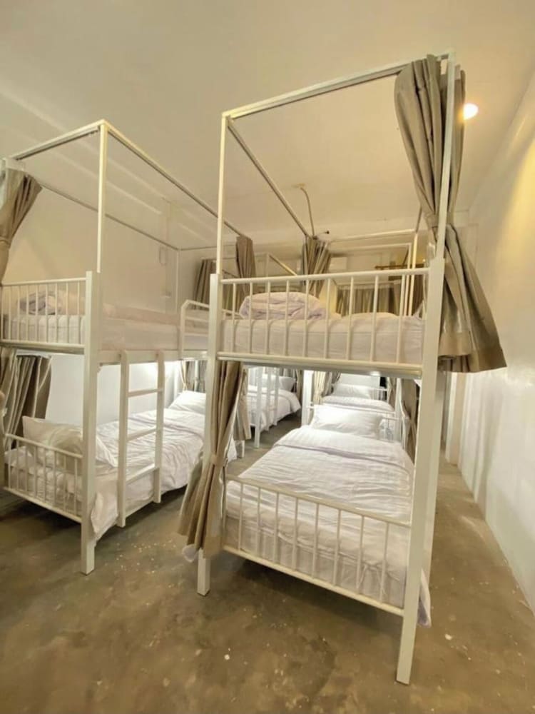 tt hostel