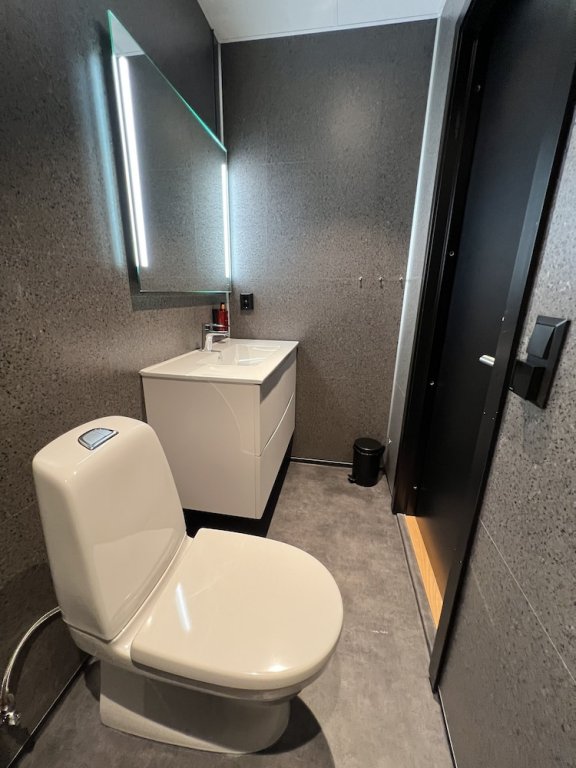 Arctic Sea Hotel,,3 star