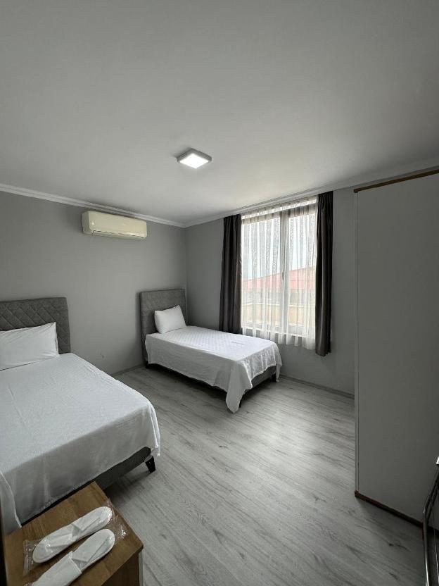 renaissance apart hotel