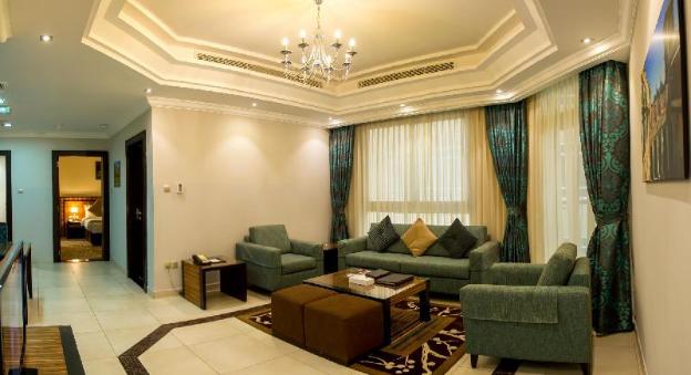 al majaz premiere hotel apartments