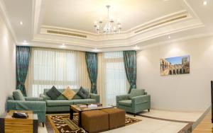 al majaz premiere hotel apartments