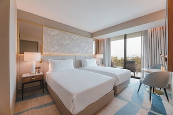 legacy hotel cascais curio collection by hilton