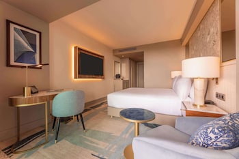 legacy hotel cascais curio collection by hilton