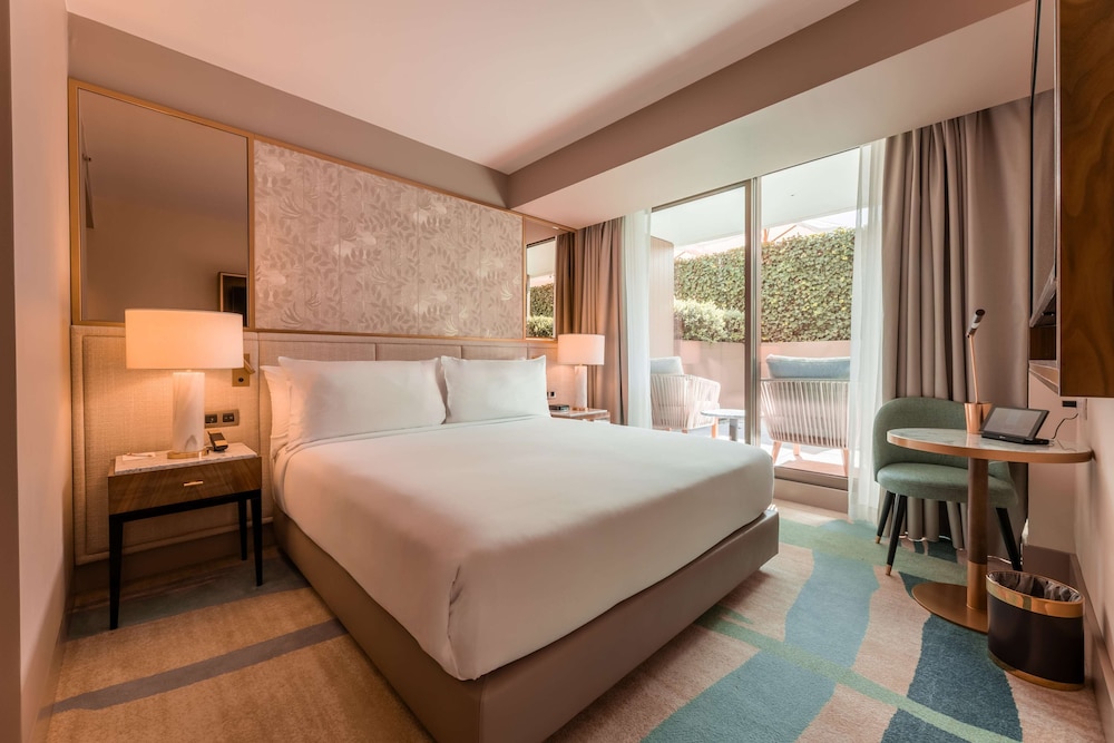 legacy hotel cascais curio collection by hilton