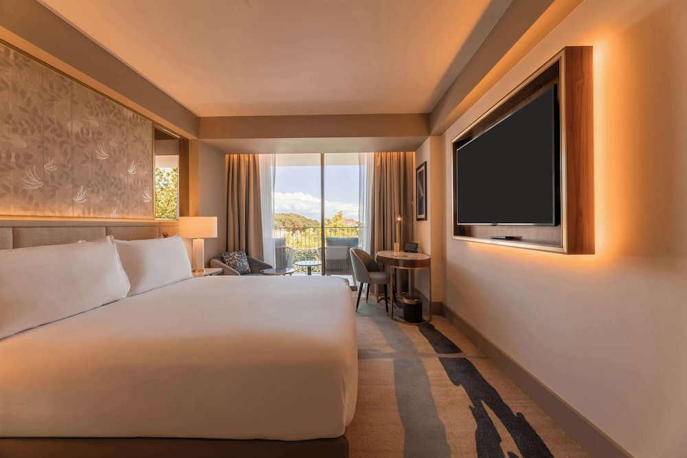 legacy hotel cascais curio collection by hilton