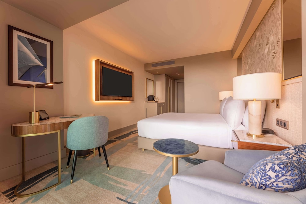 legacy hotel cascais curio collection by hilton