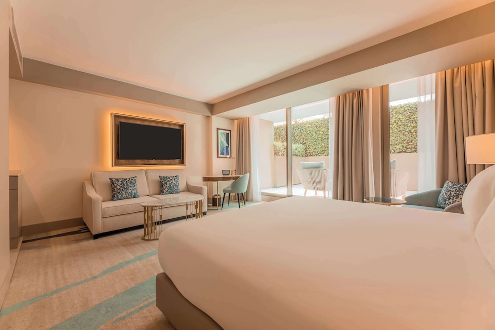 legacy hotel cascais curio collection by hilton