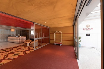 legacy hotel cascais curio collection by hilton