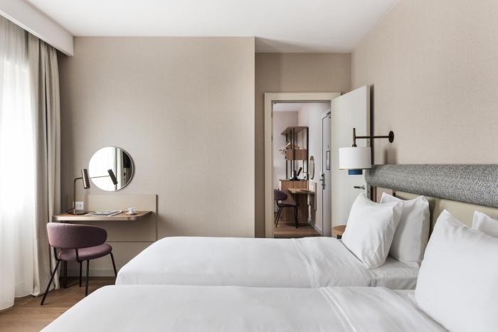 ambasciatori hotel mestre venice tapestry collection by hilton