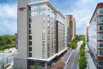 hampton inn towson downtown