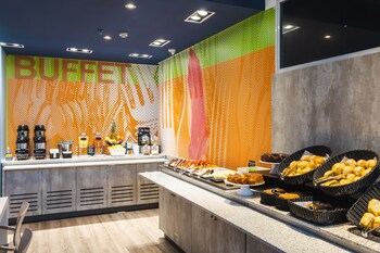 Ibis Budget Pindamonhangaba,,2 star