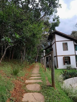 pousada canto da lua macacos