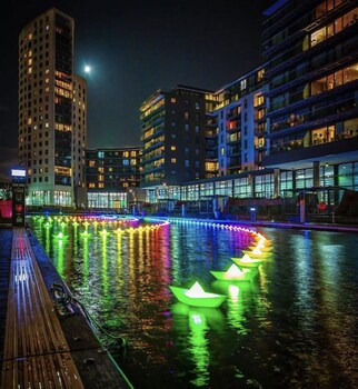 deluxe city apt beautiful river viewandfree parking