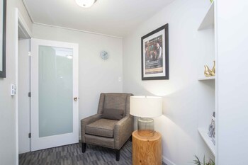 Sandman Hotel Terrace,British Columbia>>Terrace,2 star