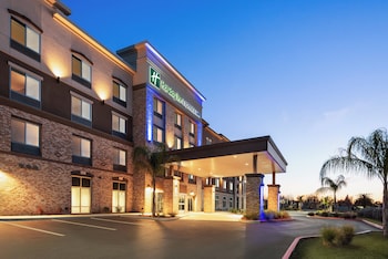 holiday inn express and suites yuba city marysville an ihg hotel
