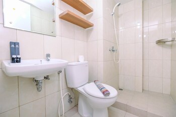 well designed 2br apartment at springlake summarecon bekasi