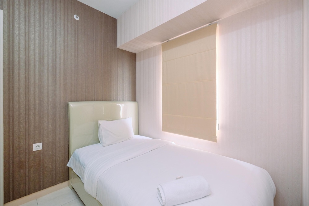 well designed 2br apartment at springlake summarecon bekasi