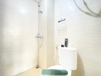 strategic 2br apartment at gateway pasteur