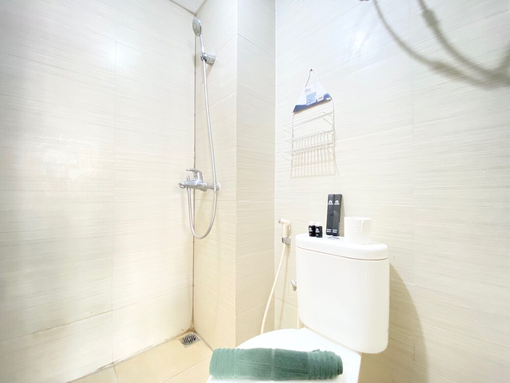 strategic 2br apartment at gateway pasteur