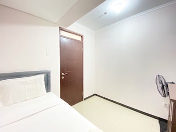 strategic 2br apartment at gateway pasteur
