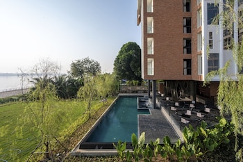 vela dhi nakhon phanom