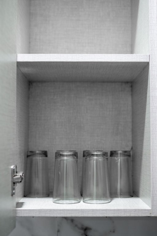 the lodgers luxury hotel near golf course road gurgaon