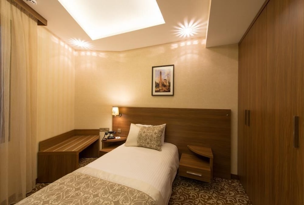cesmeli konak hotel silivri