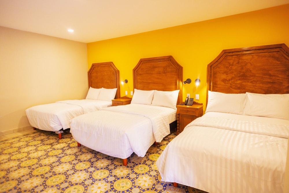 hotel real toledo by kavia