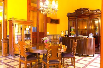 hotel real toledo by kavia