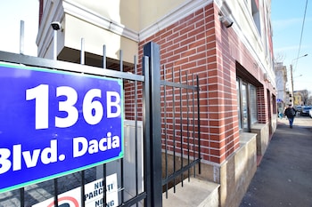 dacia residence apartments