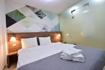 dacia residence apartments