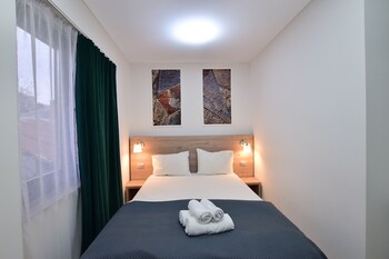 dacia residence apartments