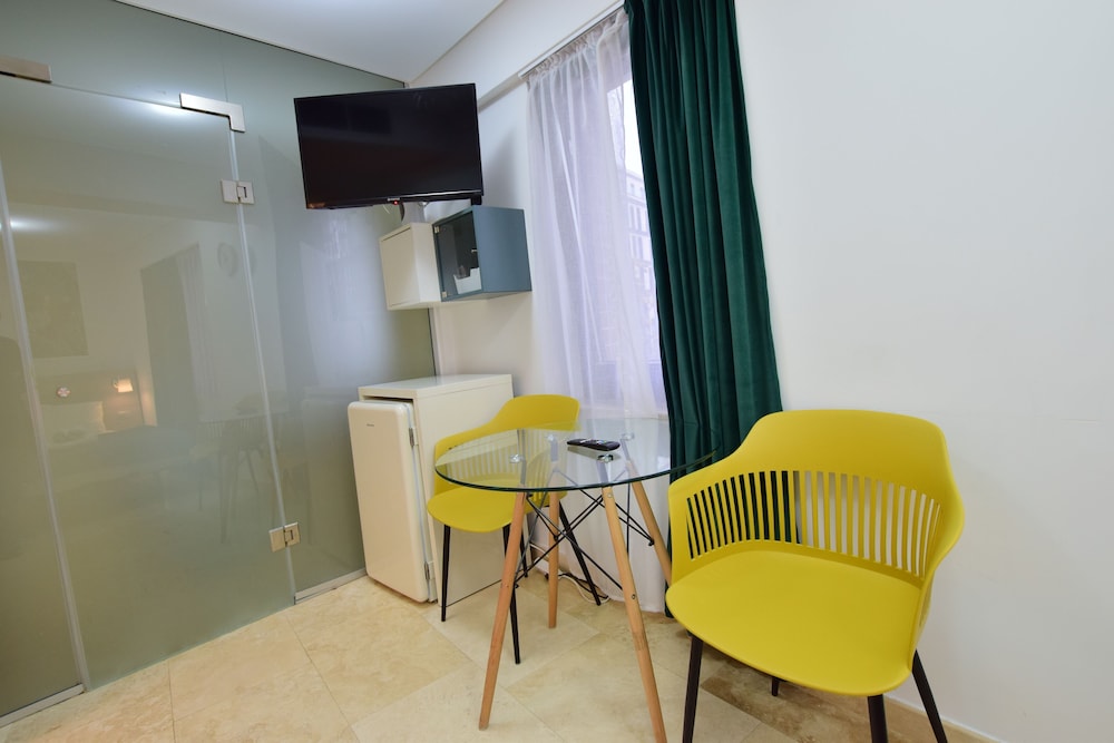 dacia residence apartments