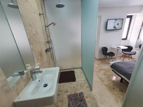 dacia residence apartments