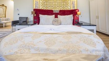 can adalya palace hotel