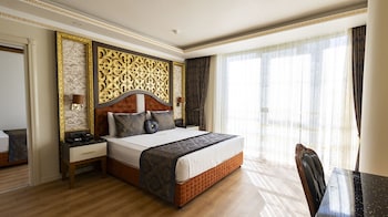 can adalya palace hotel