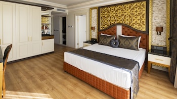 can adalya palace hotel