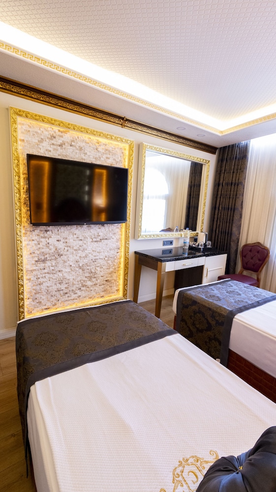 can adalya palace hotel