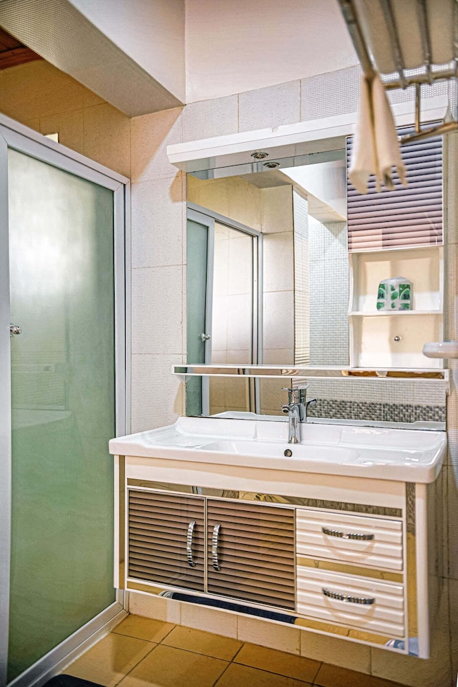 ezra boutique hotel by the weekender