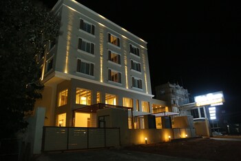 Misty Ocean - Bergamont Hotels,Karaikal,3 star