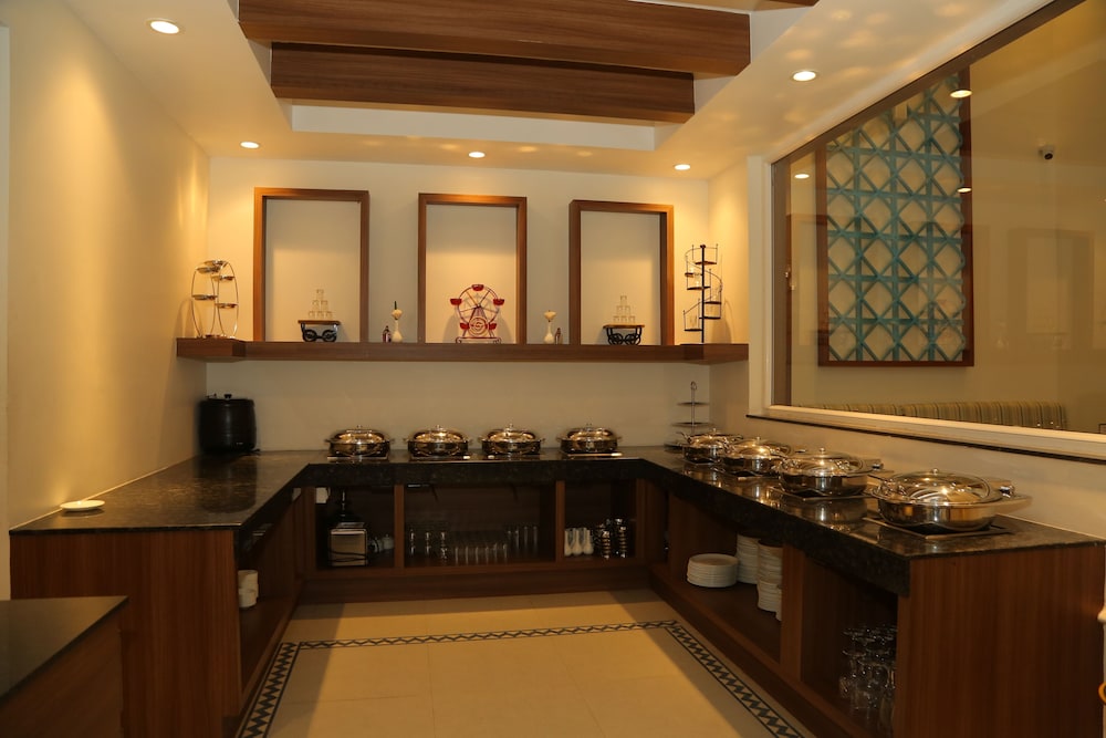 misty ocean bergamont hotels