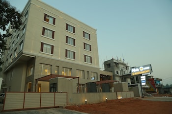 misty ocean bergamont hotels