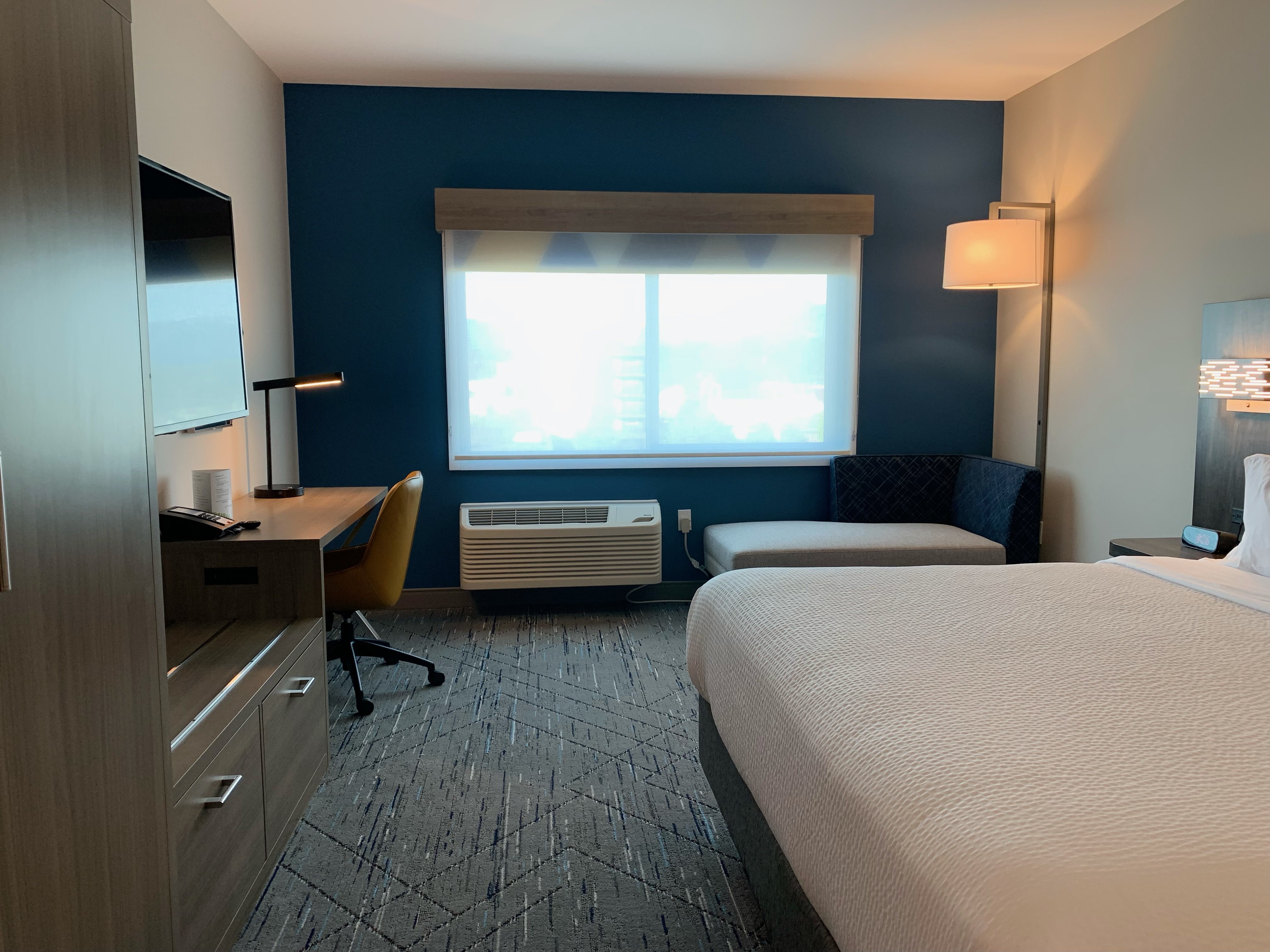 holiday inn express and suites courtenay comox an ihg hotel