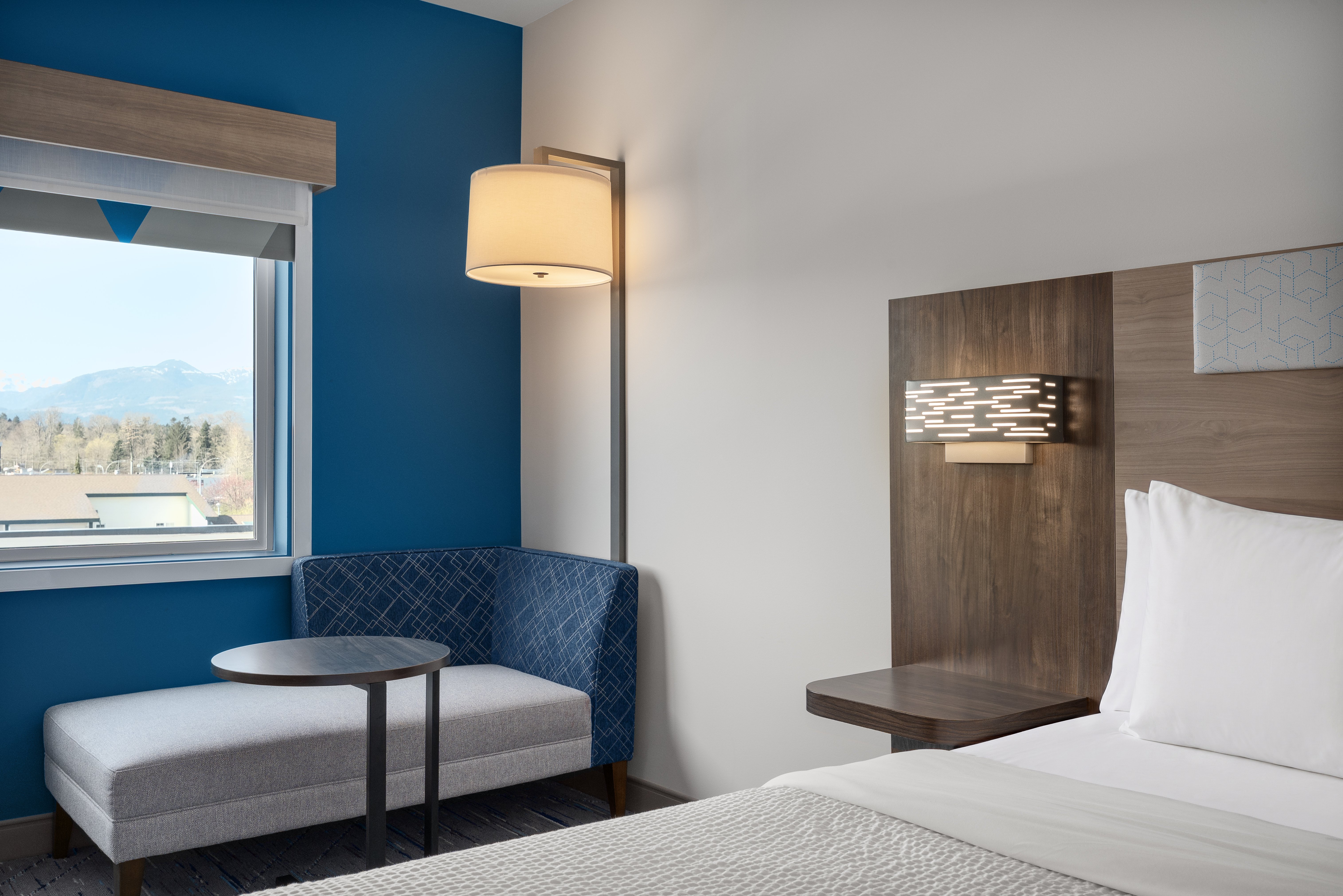 holiday inn express and suites courtenay comox an ihg hotel