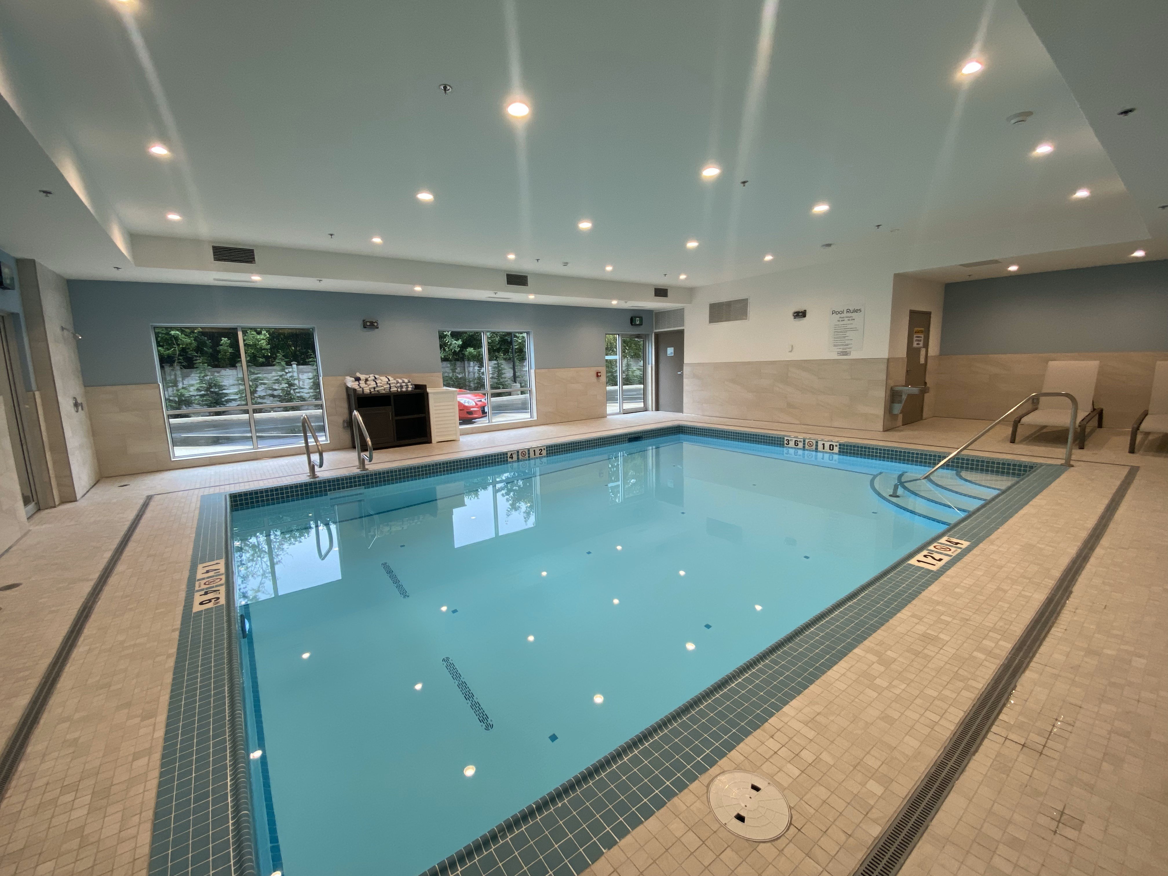 holiday inn express and suites courtenay comox an ihg hotel