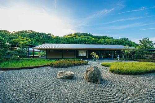 naoshima ryokan