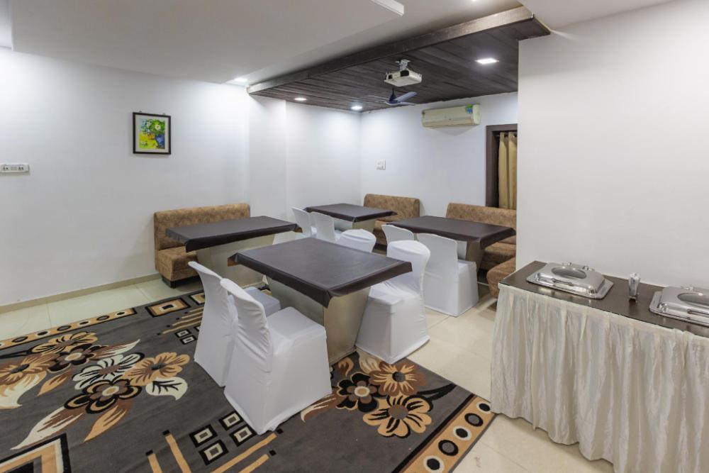 treebo shembekars inn