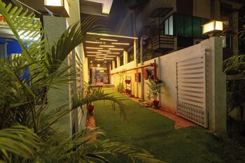 treebo shembekars inn