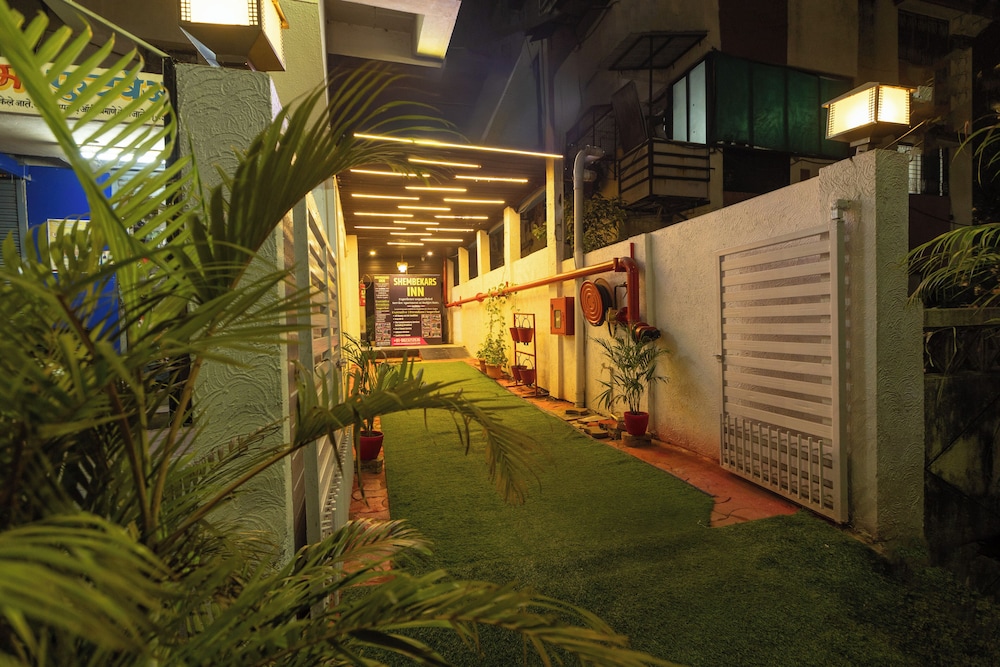 treebo shembekars inn