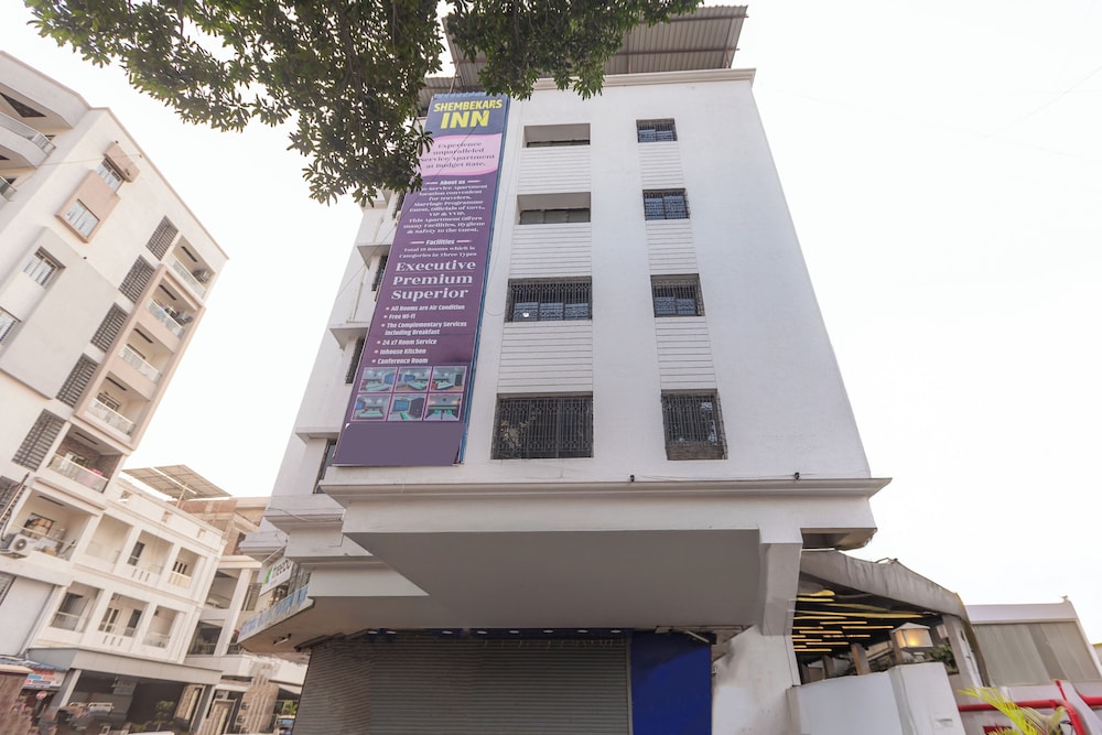 treebo shembekars inn